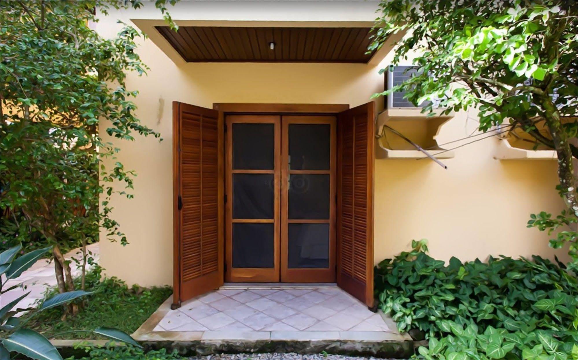 Galapagos Aparthotel Ilhabela Bagian luar foto