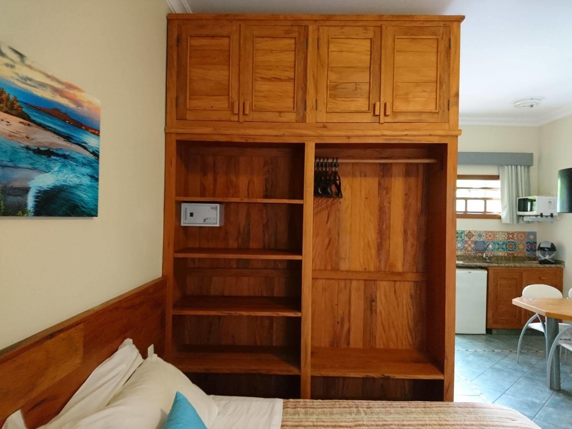Galapagos Aparthotel Ilhabela Bagian luar foto