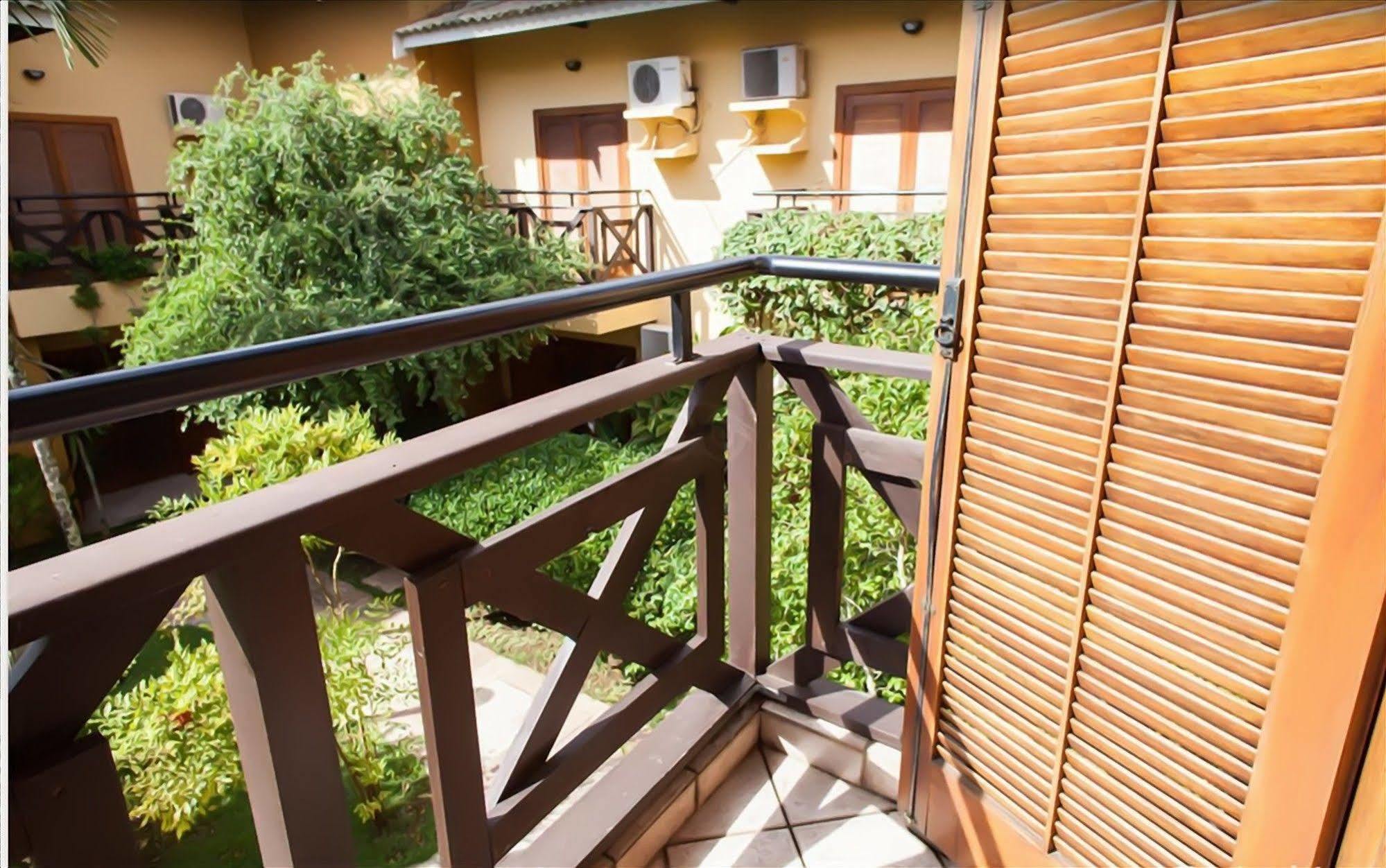 Galapagos Aparthotel Ilhabela Bagian luar foto